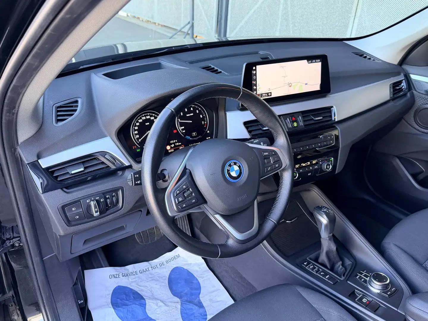 BMW X1 xDrive25e Executive TREKHAAK / CARPLAY / CAMERA / AIRCO / CRUISE CONTROLE / PHEV