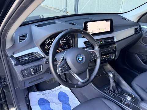 BMW X1 xDrive25e Executive TREKHAAK / CARPLAY / CAMERA / AIRCO / CRUISE CONTROLE / PHEV