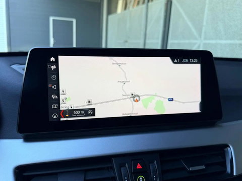 BMW X1 xDrive25e Executive TREKHAAK / CARPLAY / CAMERA / AIRCO / CRUISE CONTROLE / PHEV