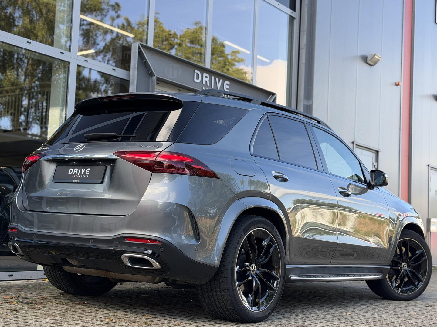 Mercedes-Benz GLE 400 e 4MATIC AMG Line Premium Plus |Full Option|35.000KM
