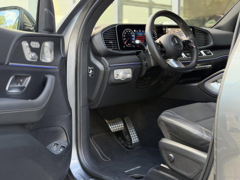 Mercedes-Benz GLE 400 e 4MATIC AMG Line Premium Plus |Full Option|35.000KM