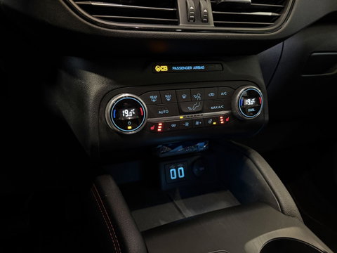 Ford Kuga 2.5 PHEV ST-Line X Pano Trekhaak Virtual Camera