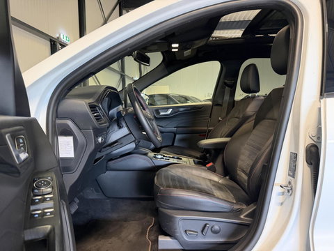 Ford Kuga 2.5 PHEV ST-Line X Pano Trekhaak Virtual Camera