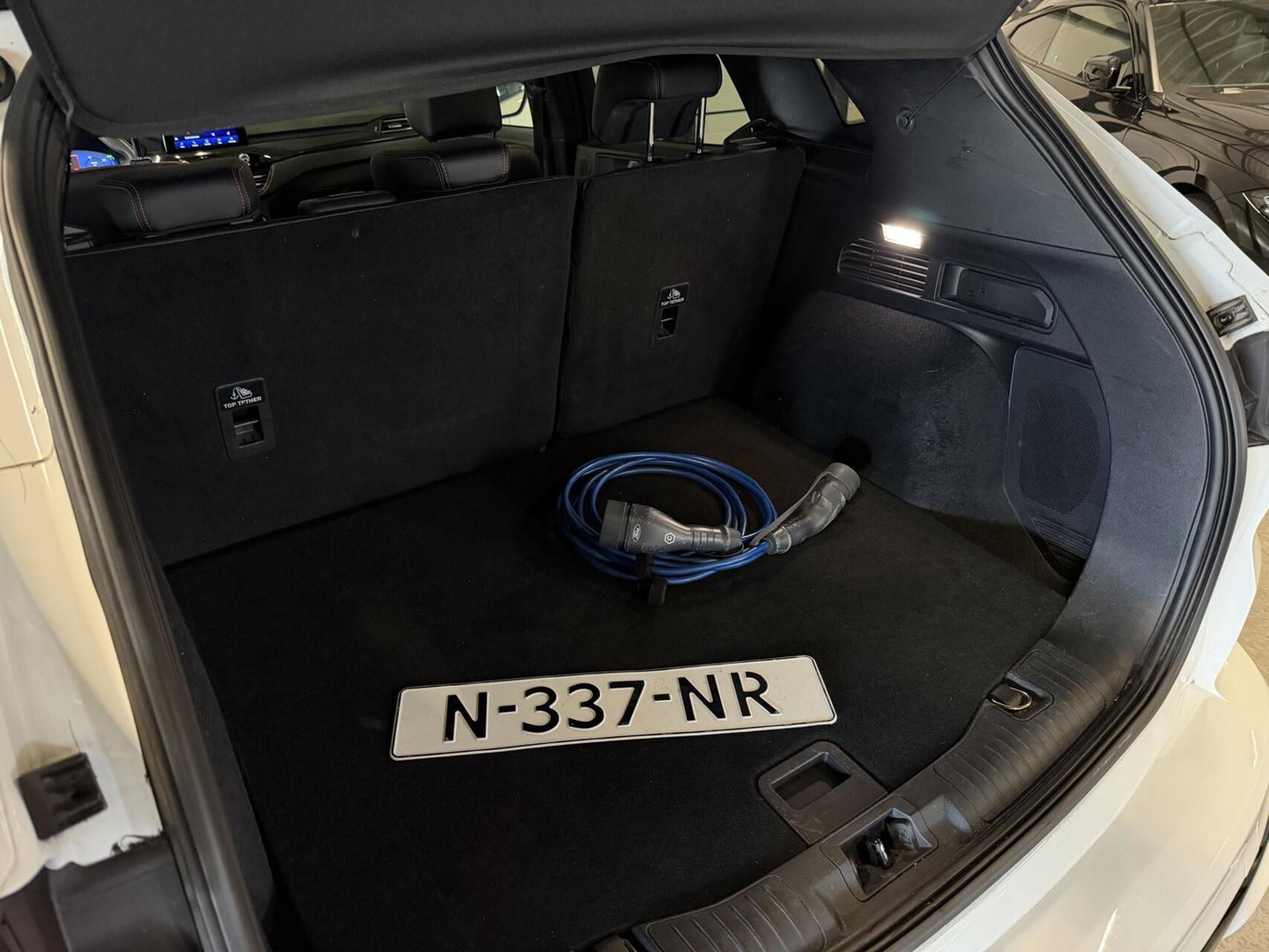 Ford Kuga 2.5 PHEV ST-Line X Pano Trekhaak Virtual Camera