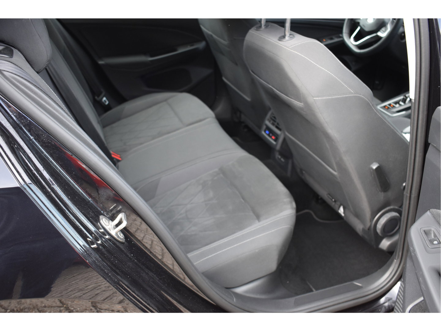 Volkswagen Golf 1.4 eHybrid Style ,ORGINEEL NEDERLANDSE AUTO, BOEKJES,NAP EN ONDERHOUDSHISTORIE