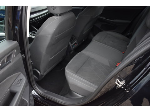 Volkswagen Golf 1.4 eHybrid Style ,ORGINEEL NEDERLANDSE AUTO, BOEKJES,NAP EN ONDERHOUDSHISTORIE