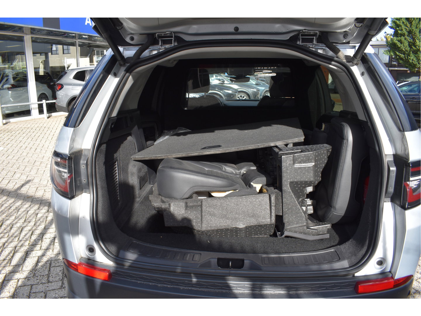 Land Rover Discovery Sport 2.0 D165 R-Dynamic , BOEKJES,NAP EN ONDERHOUDSHISTORIE