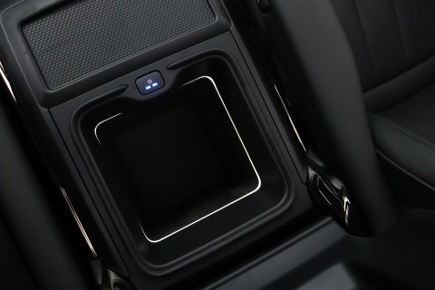 Land Rover Range Rover Sport P550e Autobiography | 23 Inch | Meridian 3D Surround | ClearSight | Koelbox | Trekhaak | Massage+Ventilatie