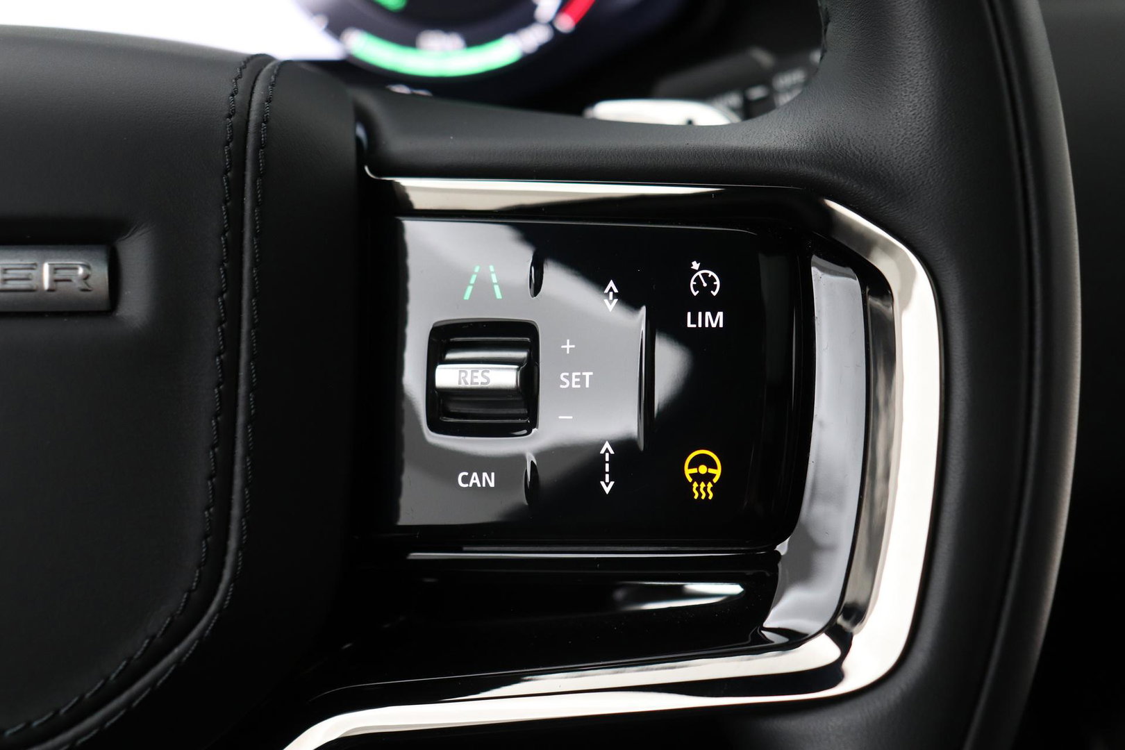 Land Rover Range Rover Sport P550e Autobiography | 23 Inch | Meridian 3D Surround | ClearSight | Koelbox | Trekhaak | Massage+Ventilatie