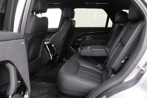 Land Rover Range Rover Sport P550e Autobiography | 23 Inch | Meridian 3D Surround | ClearSight | Koelbox | Trekhaak | Massage+Ventilatie