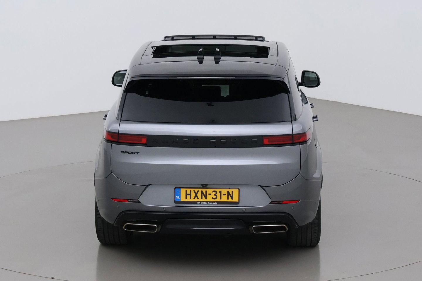Land Rover Range Rover Sport P550e Autobiography | 23 Inch | Meridian 3D Surround | ClearSight | Koelbox | Trekhaak | Massage+Ventilatie