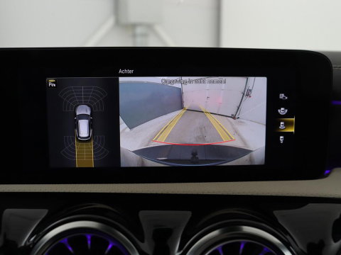 Mercedes-Benz CLA-Klasse Shooting Brake 200 Luxury Line