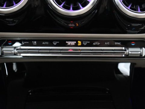 Mercedes-Benz CLA-Klasse Shooting Brake 200 Luxury Line