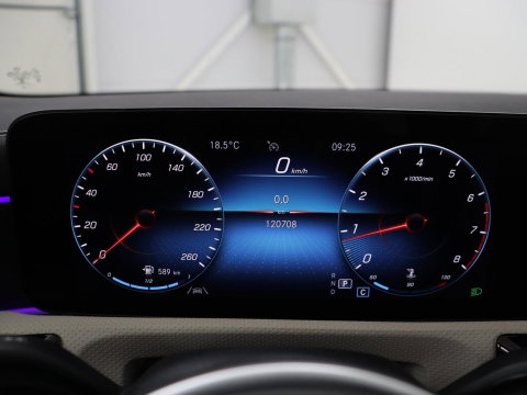 Mercedes-Benz CLA-Klasse Shooting Brake 200 Luxury Line