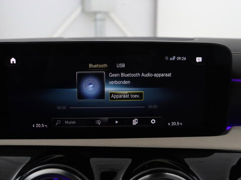 Mercedes-Benz CLA-Klasse Shooting Brake 200 Luxury Line