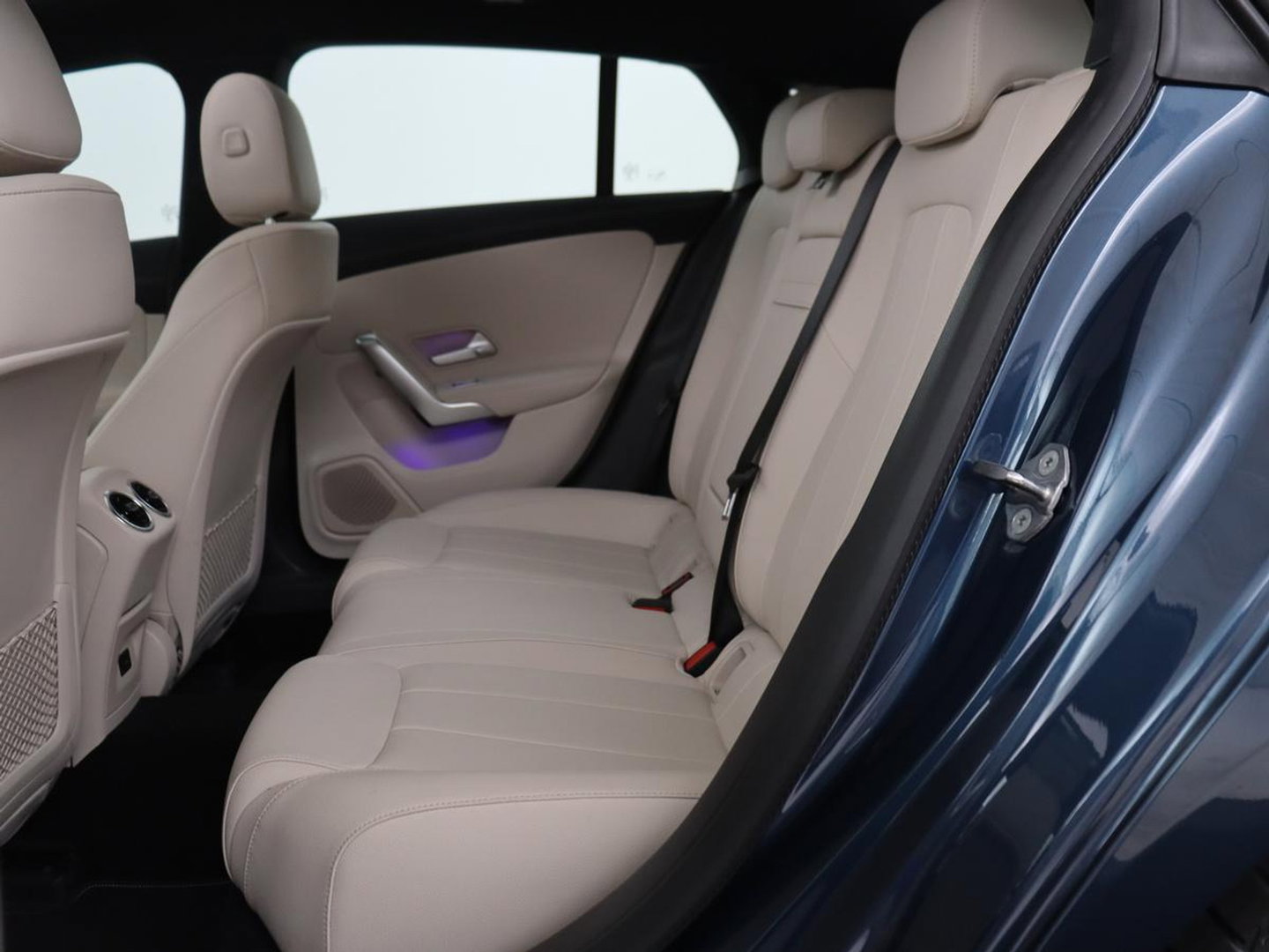 Mercedes-Benz CLA-Klasse Shooting Brake 200 Luxury Line