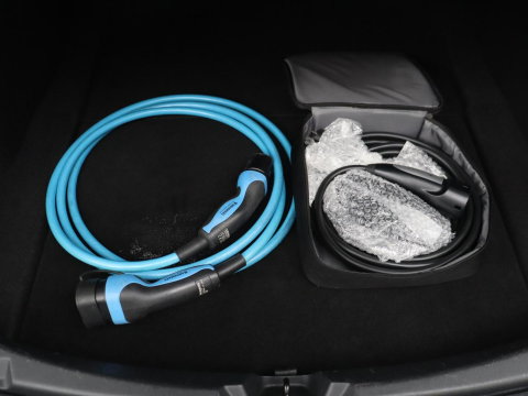 Tesla Model 3 Standard RWD Plus 60 kWh