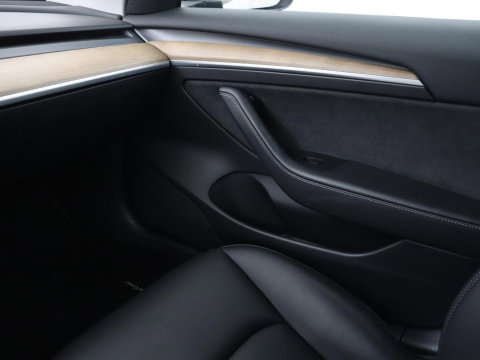 Tesla Model 3 Standard RWD Plus 60 kWh