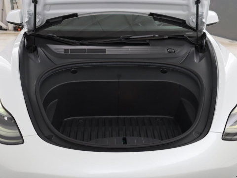 Tesla Model 3 Standard RWD Plus 60 kWh