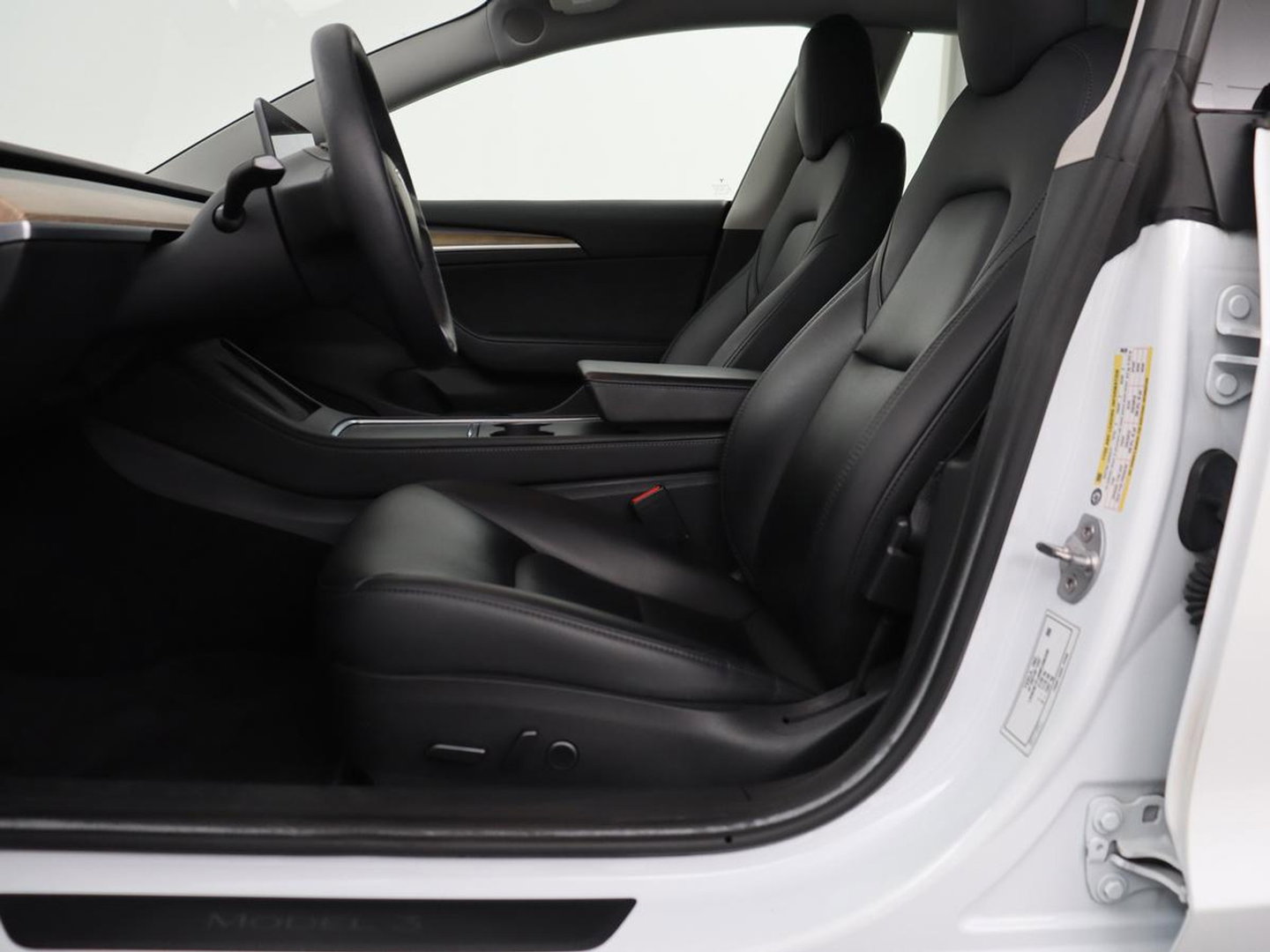 Tesla Model 3 Standard RWD Plus 60 kWh