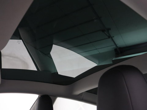 Tesla Model 3 Standard RWD Plus 60 kWh