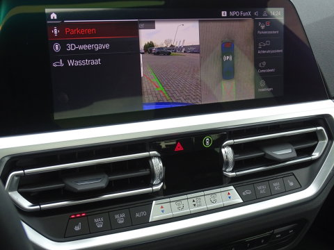 BMW 3-serie 330e 292PK M-sport / M-Stoel / Carbon / Laser / 360° / BTW