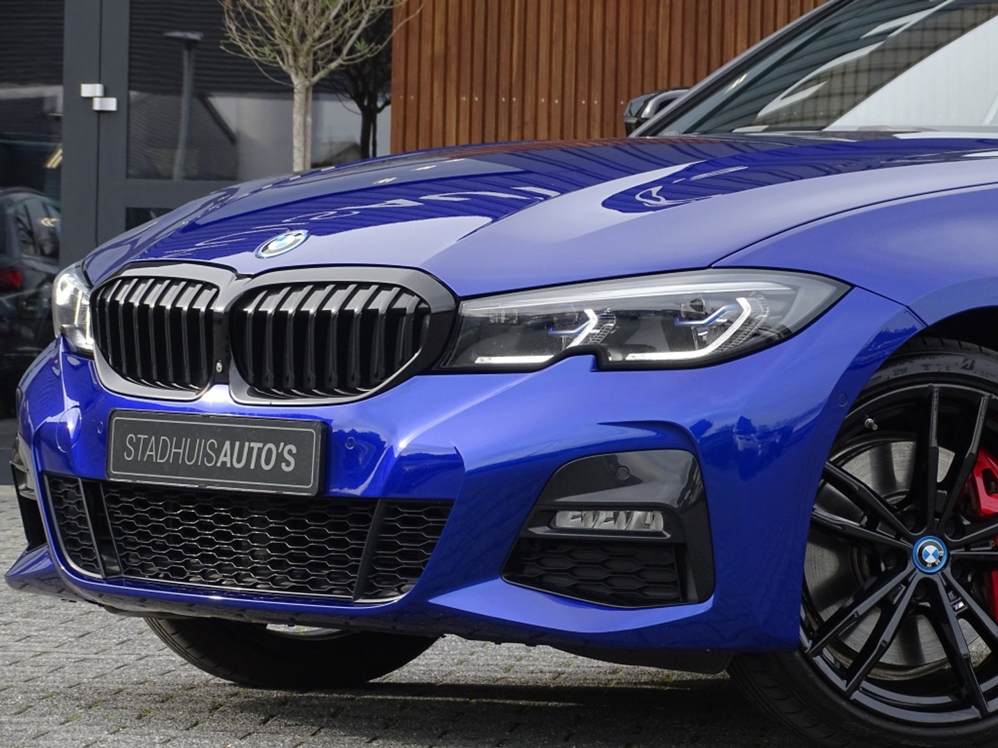 BMW 3-serie 330e 292PK M-sport / M-Stoel / Carbon / Laser / 360° / BTW