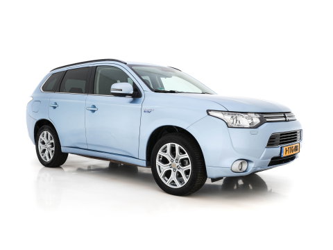 Mitsubishi Outlander 2.0 PHEV Executive Edition AWD Aut. *LEATHER-FABRIC | XENON | NAVI-FULLMAP | CAMERA | KEYLESS | DAB+ | ROCKFORD-AUDIO | COMFORTSEATS | PRIVACY-GLASS | SHIFTPADDLES |  18''ALU*