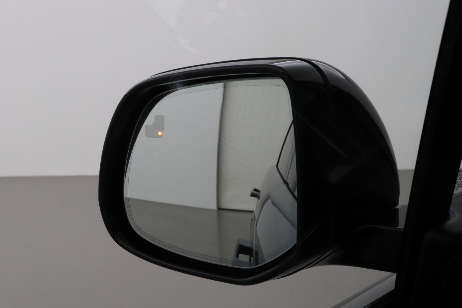Land Rover Range Rover Sport P550e Autobiography | 23 Inch | Meridian 3D Surround | ClearSight | Koelbox | Trekhaak | Massage+Ventilatie
