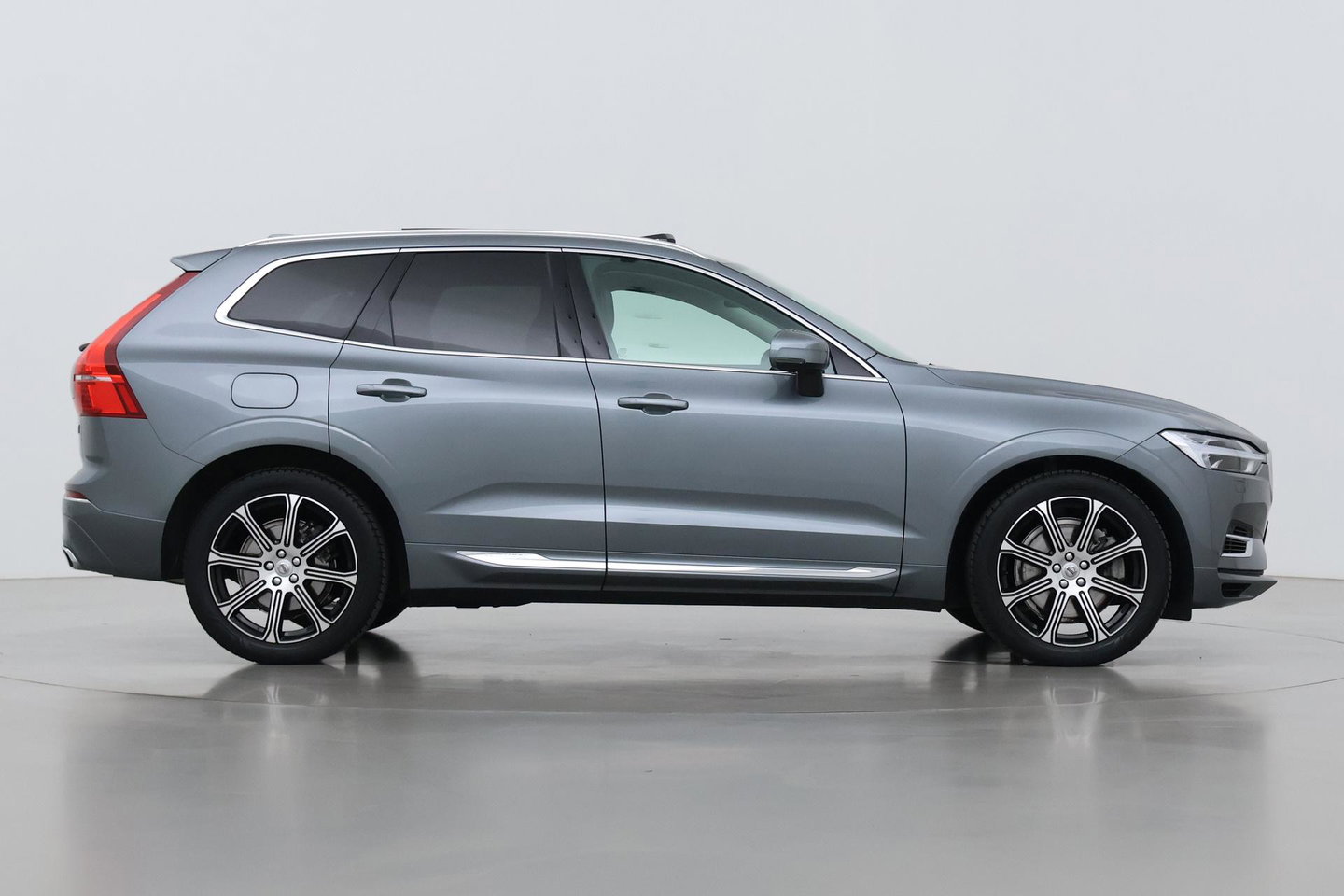Volvo XC60 T6 Inscription | Bowers&Wilkins | Luchtvering | Panoramadak | 360° Camera | Head-Up | BLIS | Stoel+Stuurverwarming | ACC