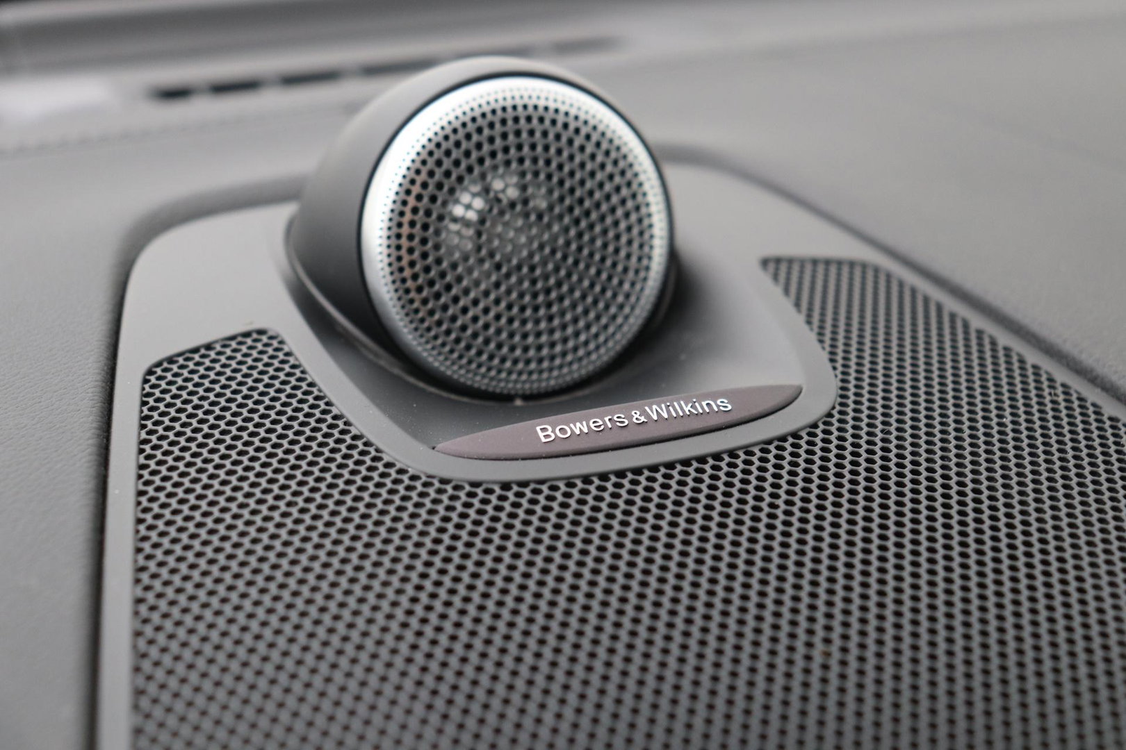 Volvo XC60 T6 Inscription | Bowers&Wilkins | Luchtvering | Panoramadak | 360° Camera | Head-Up | BLIS | Stoel+Stuurverwarming | ACC