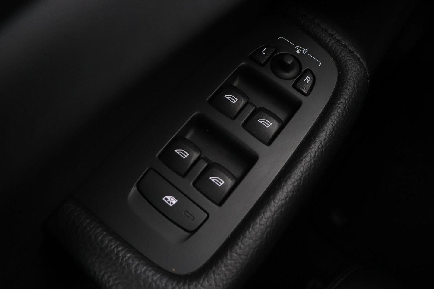 Volvo XC60 T6 Inscription | Bowers&Wilkins | Luchtvering | Panoramadak | 360° Camera | Head-Up | BLIS | Stoel+Stuurverwarming | ACC