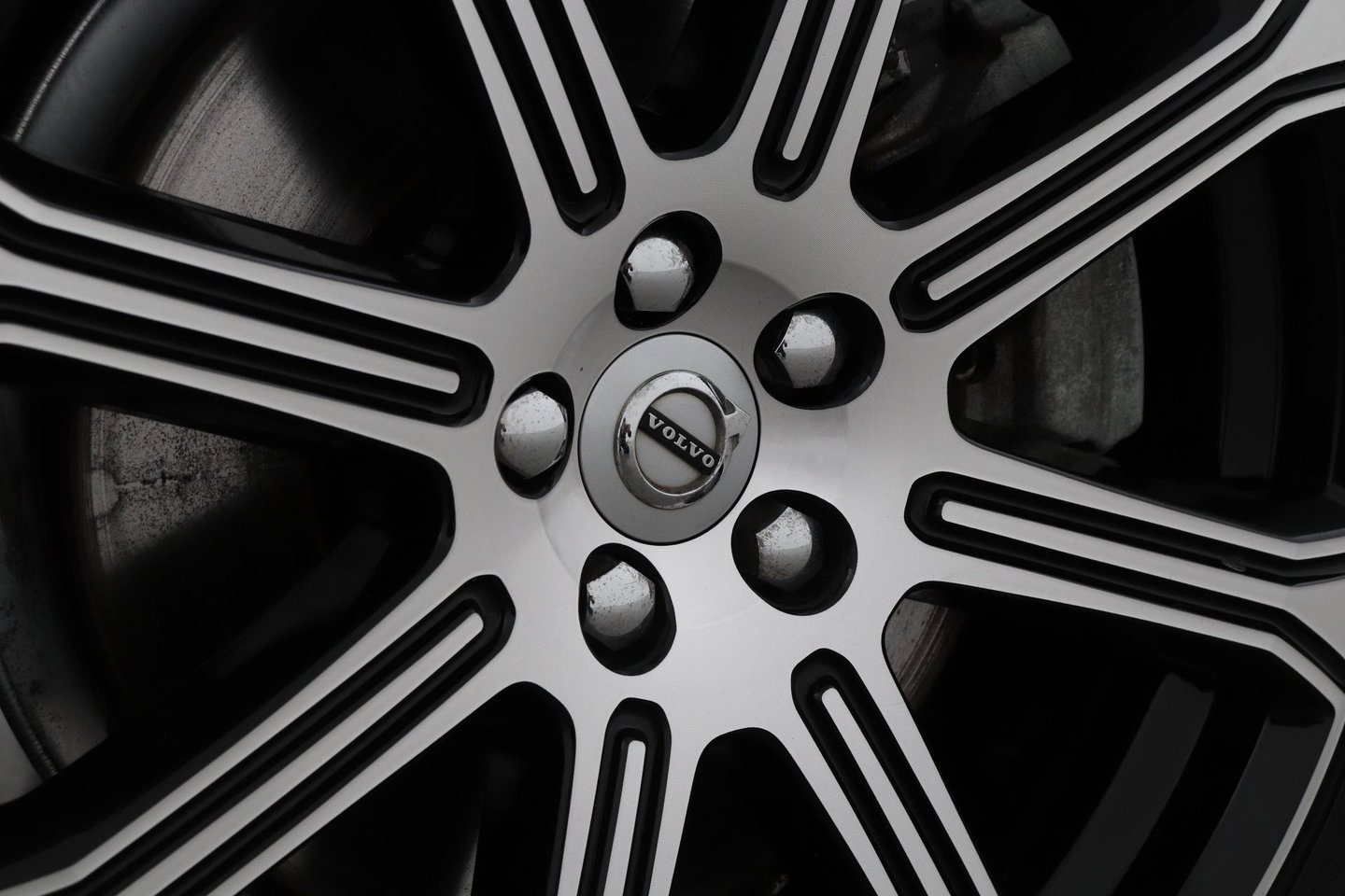 Volvo XC60 T6 Inscription | Bowers&Wilkins | Luchtvering | Panoramadak | 360° Camera | Head-Up | BLIS | Stoel+Stuurverwarming | ACC