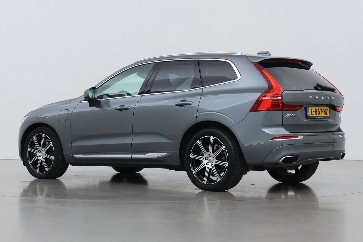 Volvo XC60 T6 Inscription | Bowers&Wilkins | Luchtvering | Panoramadak | 360° Camera | Head-Up | BLIS | Stoel+Stuurverwarming | ACC