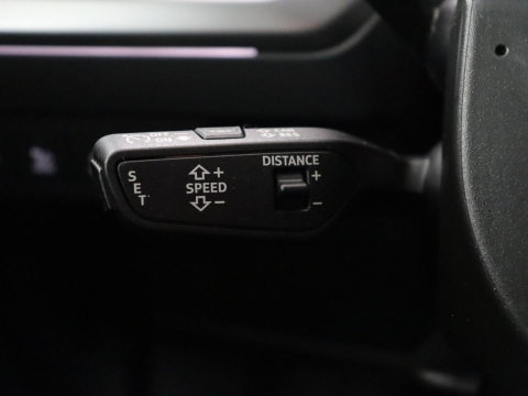 Audi Q4 e-tron 40 Advanced edition 77 kWh | SOH 96,2 % | Achteruitrijcamera | Trekhaak | Cruisecontrol adaptief | Virtual display | Elektrische achterklep
