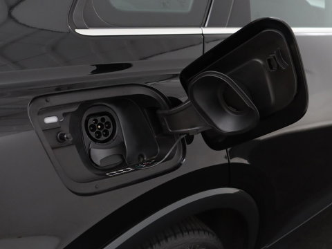 Audi Q4 e-tron 40 Advanced edition 77 kWh | SOH 96,2 % | Achteruitrijcamera | Trekhaak | Cruisecontrol adaptief | Virtual display | Elektrische achterklep