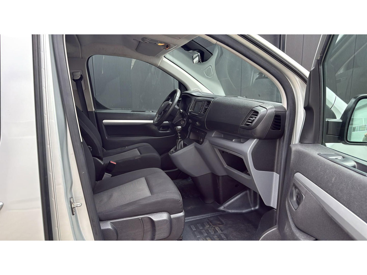 Peugeot Expert 231L 2.0 BlueHDI 150 DC Premium EURO6