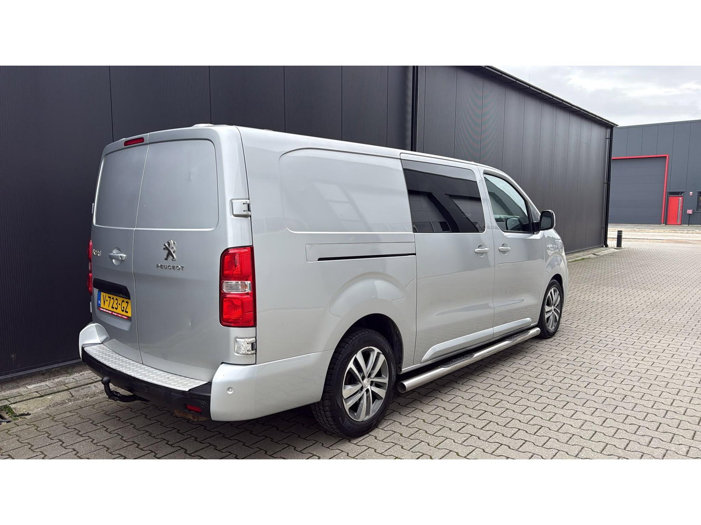 Peugeot Expert 231L 2.0 BlueHDI 150 DC Premium EURO6