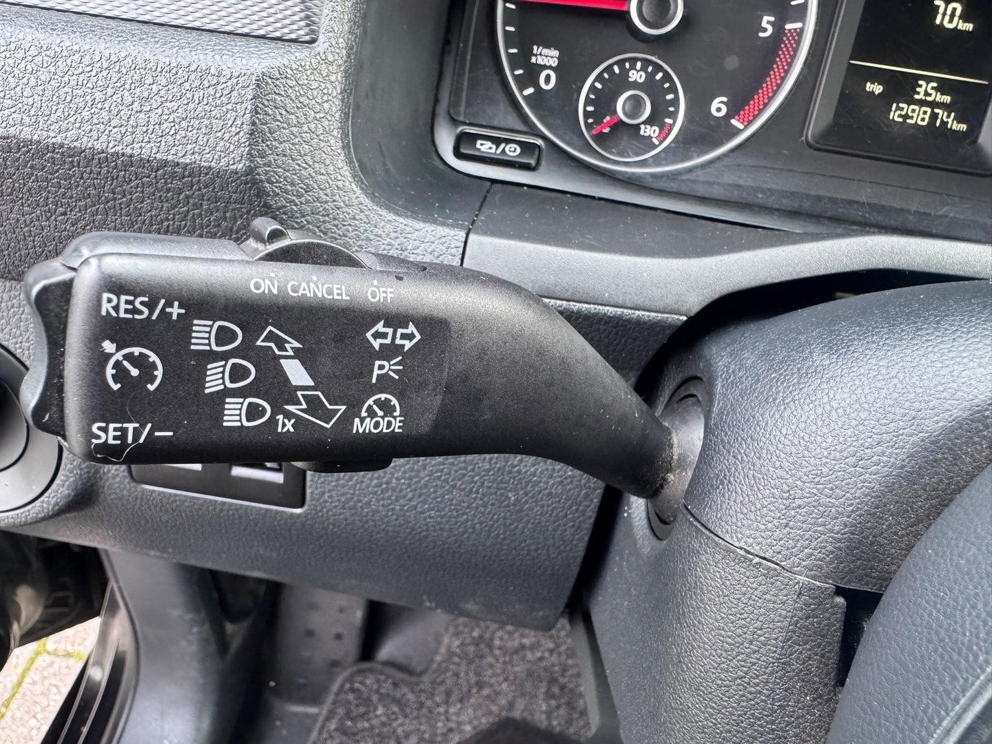 Volkswagen Caddy 2.0 TDI L2 Maxi EURO6 Leer Airco Cruise ZWART LM