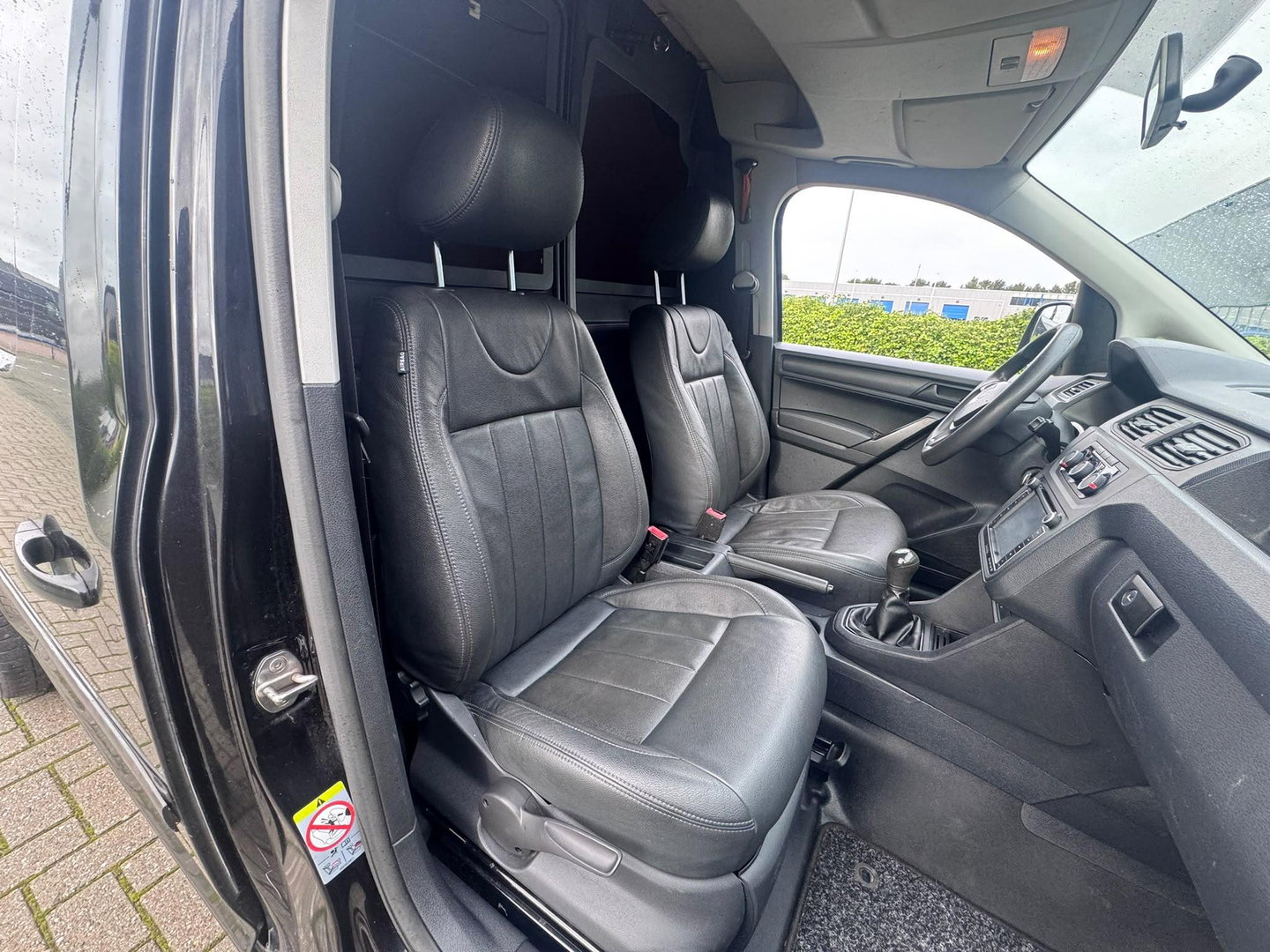 Volkswagen Caddy 2.0 TDI L2 Maxi EURO6 Leer Airco Cruise ZWART LM
