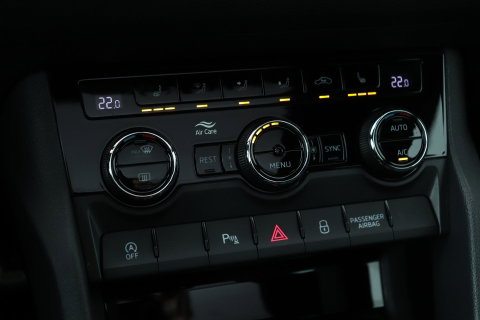 Škoda Kodiaq 1.5 TSI Sportline Business 7p. | Panoramadak | ACC | Trekhaak | Keyless | Stoel+Stuurverwarming | Camera | Lane Assist