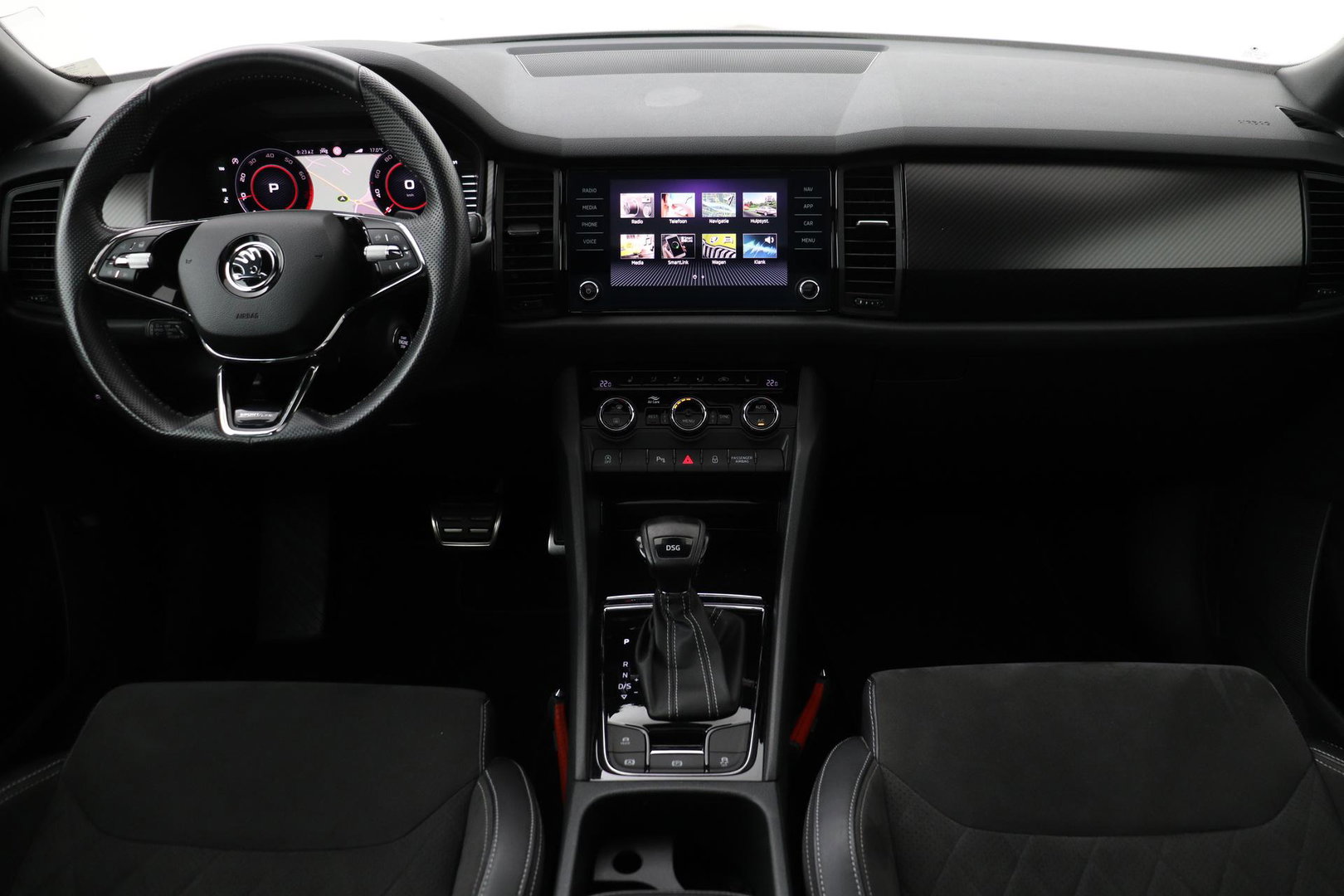 Škoda Kodiaq 1.5 TSI Sportline Business 7p. | Panoramadak | ACC | Trekhaak | Keyless | Stoel+Stuurverwarming | Camera | Lane Assist