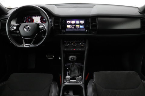 Škoda Kodiaq 1.5 TSI Sportline Business 7p. | Panoramadak | ACC | Trekhaak | Keyless | Stoel+Stuurverwarming | Camera | Lane Assist