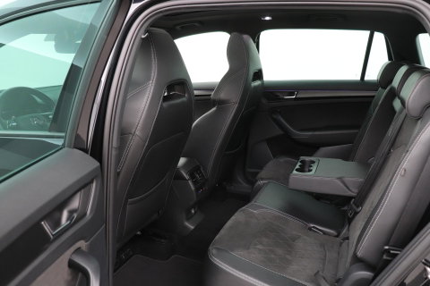Škoda Kodiaq 1.5 TSI Sportline Business 7p. | Panoramadak | ACC | Trekhaak | Keyless | Stoel+Stuurverwarming | Camera | Lane Assist
