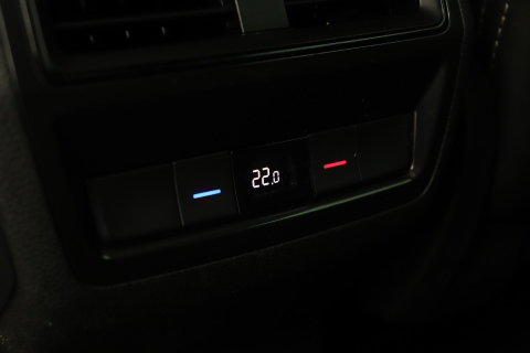 Škoda Kodiaq 1.5 TSI Sportline Business 7p. | Panoramadak | ACC | Trekhaak | Keyless | Stoel+Stuurverwarming | Camera | Lane Assist