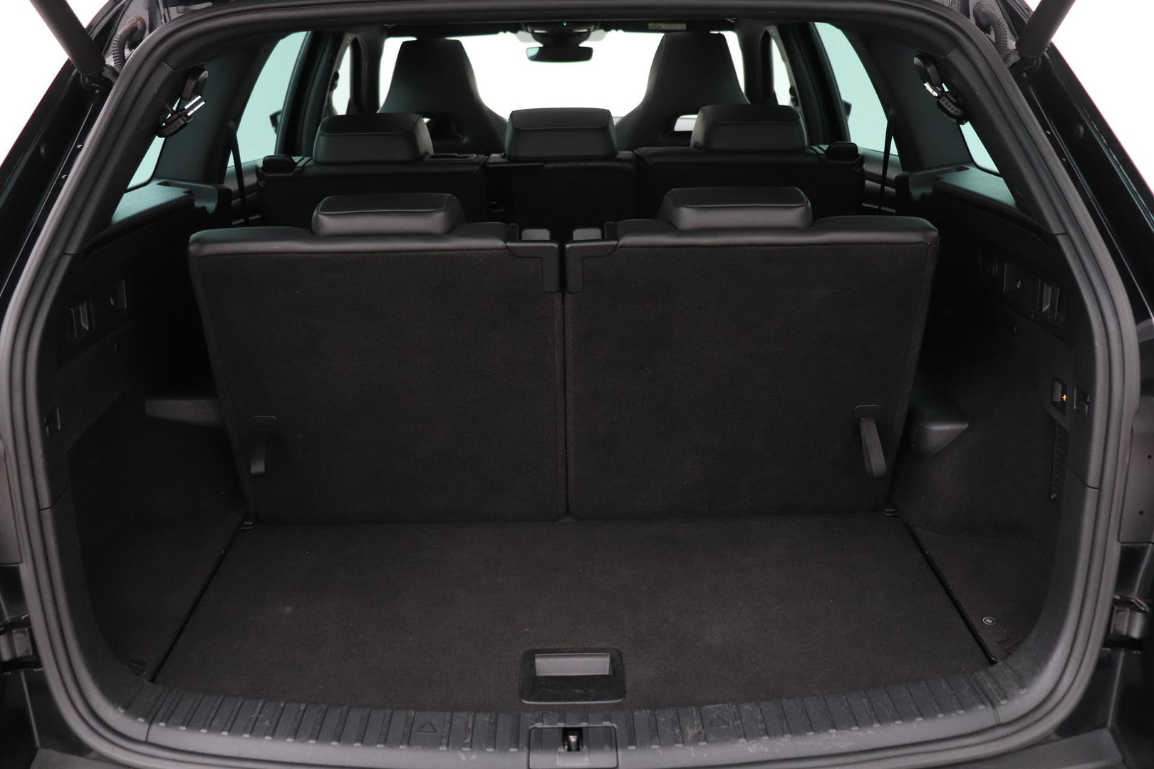 Škoda Kodiaq 1.5 TSI Sportline Business 7p. | Panoramadak | ACC | Trekhaak | Keyless | Stoel+Stuurverwarming | Camera | Lane Assist