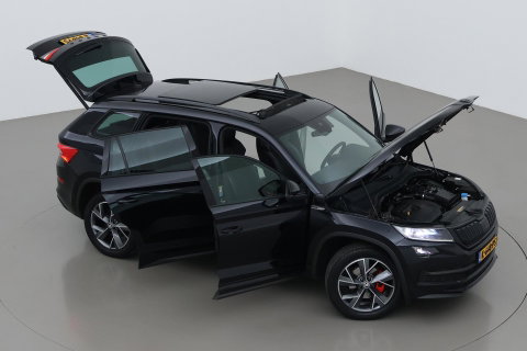 Škoda Kodiaq 1.5 TSI Sportline Business 7p. | Panoramadak | ACC | Trekhaak | Keyless | Stoel+Stuurverwarming | Camera | Lane Assist