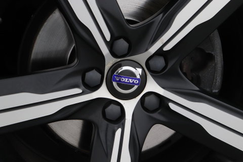 Volvo V60 T4 Business Sport R-Design | Trekhaak | Stoelverwarming | Navigatie | Cruise Control | 18 Inch