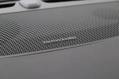 Volvo V60 B4 Plus Bright | ACC | Harman/Kardon | Trekhaak | 360° Camera | Stoel+Stuurverwarming | Keyless | Leder | 18 Inch