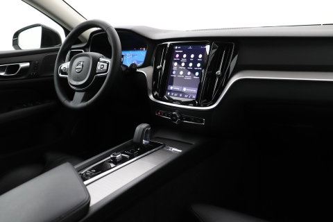 Volvo V60 B4 Plus Bright | ACC | Harman/Kardon | Trekhaak | 360° Camera | Stoel+Stuurverwarming | Keyless | Leder | 18 Inch